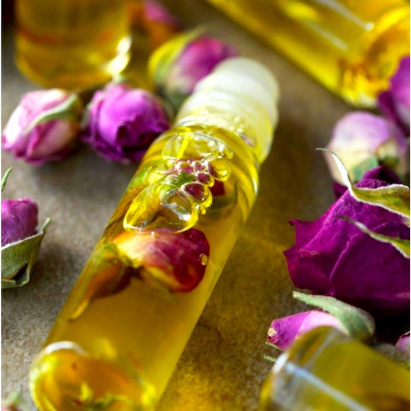 JustFab Cosmetics Accessories - Rose Lip Oil